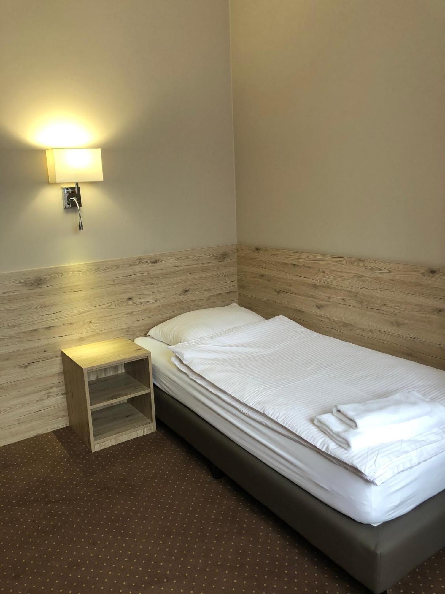 Hotel Krystyna Szczytno  Eksteriør bilde